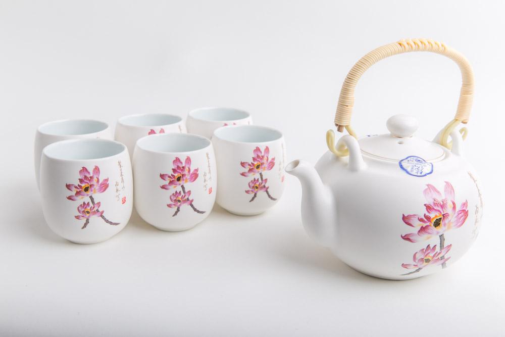 Chinese Tea Set Porcelain Handpainted Lotus Giftbox 7 Piece