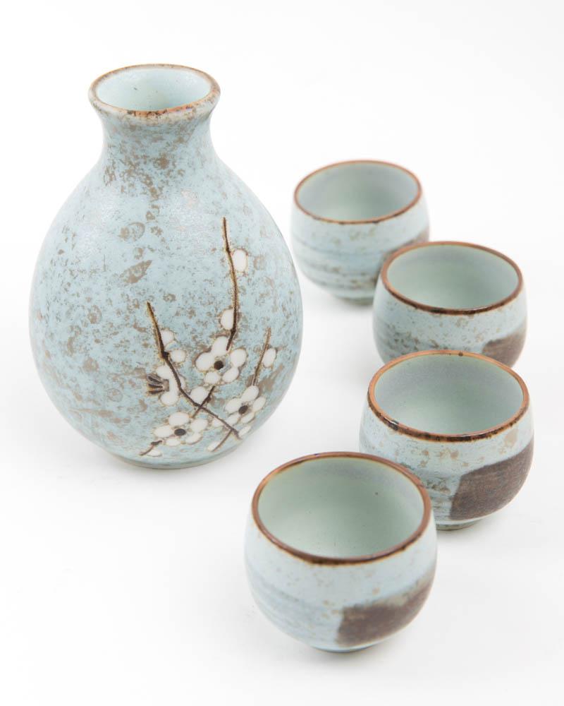 Japanese Soshun Blossom Sake Set Giftbox 4 Piece Fine Asian Tableware